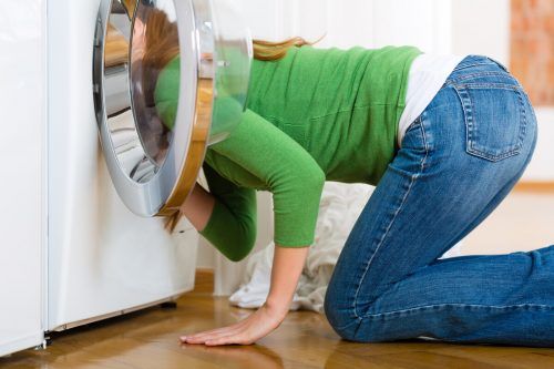 Auf der Suche nach dem Grund der hohen Stromrechnung? Für Geräte in Energieeffizienzklasse A+++ gibt es eine Prämie. Fotolia