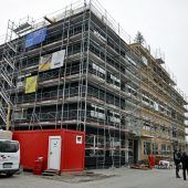 Firstfeier bei der ­Ausweichschule