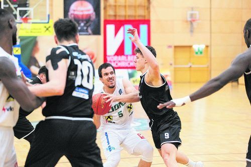 Beim nächsten Heimspiel am Samstag, 26. März 2022, zählen die Dornbirner Löwen auf die Unterstützung ihrer Fans – VN-Abonnenten besuchen das Spiel zum Vorteilspreis. verein