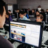 Spielerisch Programmieren lernen und ein Teil der Zukunft werden
