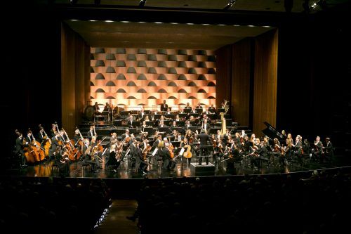 Das RSB führte Musik von Schostakowitsch, Prokofjew und Rachmaninoff auf.  D. mathis