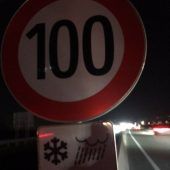 Auf der Autobahn regnete es nach oben