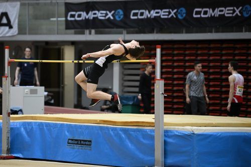 Der Gisinger Atleht Julian Ender räumte bei den österreichischen Hallenmeisterschaften der Altersklasse U18 in der Linzer TipsArena ordentlich ab.  ÖLV/Alfred Nevsimal