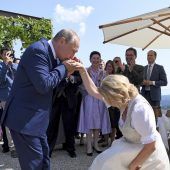 50.000-Euro-Ohrringe als Hochzeitsgeschenk