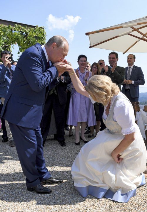 Die Bilder der Hochzeit gingen um die Welt.  APA/Schlager