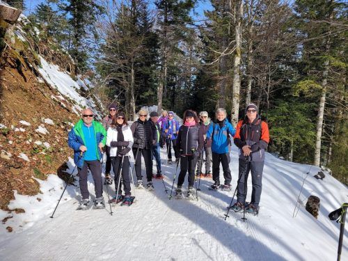 Die Bregenzer Senioren machten eine Schneeschuhwanderung in Schetteregg. SB Bregenz