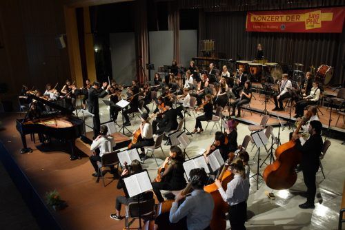 Die „jungPHIL“ – die junge Philharmonie des Vorarlberger Südens – gab vergangenen Sonntag ihr Debütkonzert. sco