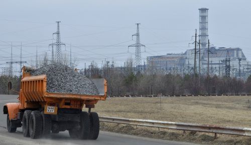 Ein Blick auf den vierten Reaktorblock von Tschernobyl.  APA/Fohringer