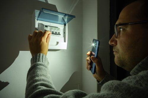 Eine smarte Vernetzung kann bei einem Stromausfall hilfreich sein. Shutterstock