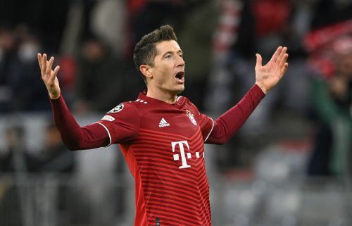 Erzielte in der ersten Halbzeit gegen Salzburg seine Saisotreffer 40, 41 und 42. Damit ist Robert Lewandowski international der erste Spieler in der Saison 2021/22 mit dieser Trefferquote. afp