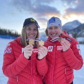 Gemeinsame Freude ist schöner: Magdalena Egger (l.) und Victoria Olivier. »C1