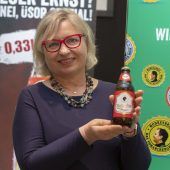 Mohren-Gesellschafterin Irmgard Huber: Der Kopf bleibt auf der Flasche. »D1