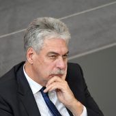 Prüfung von Steuern und Studien