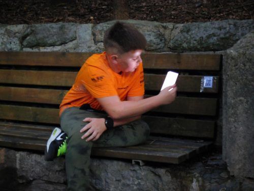 Die Gemeinde lädt zur digitalen und zugleich sportlichen Ostereier-Suche ein. Mima