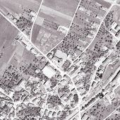 Mit der Kirche ums Dorf. Das 1950er-Jahre-Luftbild-Quiz