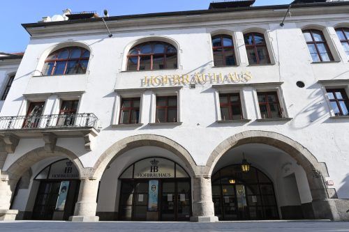 Hofbrauhaus oder Hofbräuhaus? Lösung bleibt vorerst geheim.  Reuters
