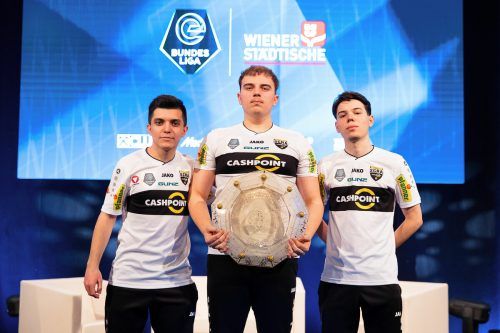 In einem packenden Finaldurchgang sicherten sich Sebastian Galic, Mustafa Arabaci und Cem Korkmaz den Titel. ÖFBL/f. Wieser