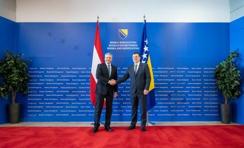 In Sarajevo traf Nehammer den bosnischen Regierungschef Tegeltija. A PA/BKA/MELICHAREK