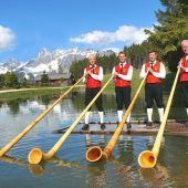 Sein Alphorn hat er immer dabei