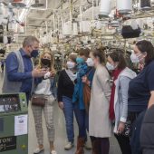 Wolford zeigt Lehrenden Innovationen im Textilbereich