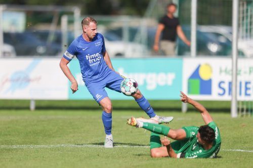 Marco Pichler (Bild aus dem Stadtderby gegen den DSV) ist mit der Admira den Weg von der 1. Landesklasse bis in die VN.at-Eliteliga mitgegangen. VN-Sams