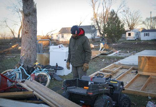 Mehrere Tornados hinterließen Zerstörung in Iowa. ap