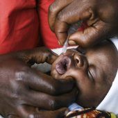 Große Impfkampagne gegen Kinderlähmung in Afrika