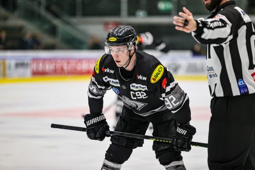 Neuzugang Stefan Häußle ist voll fokussiert auf sein Debüt im EHC-Dress. Broger