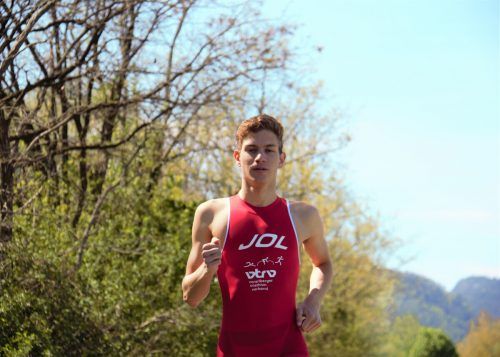 Noah Künz steigt mit einem Wettkampf in Frankreich in die Saison ein. Privat