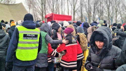Schutzsuchende kommen am Grenzübergang Palanca in Moldau an. Concordia Sozialprojekte