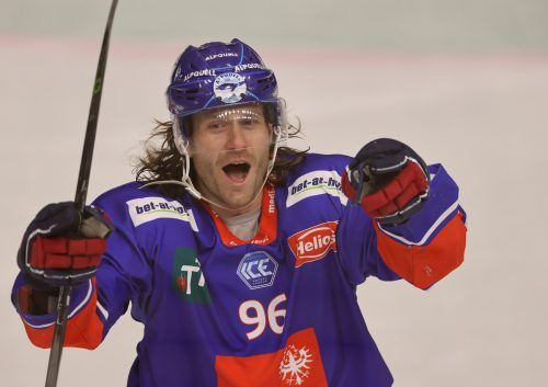 Stürmer Martin Ulmer hilft bei der VEU Feldkirch in der Alps Hockey League für den Rest der Saison aus. gepa