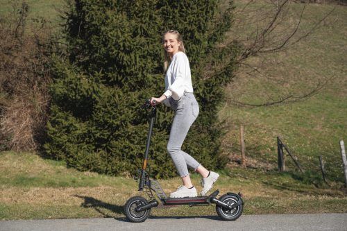 Unter den fast 700 Produkten findet sich auch ein E-Scooter. VN
