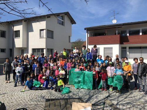 Wie hier in Schlins ist die Bevölkerung aufgerufen, ihre Gemeinde von Abfall zu befreien.  Gemeinde Schlins