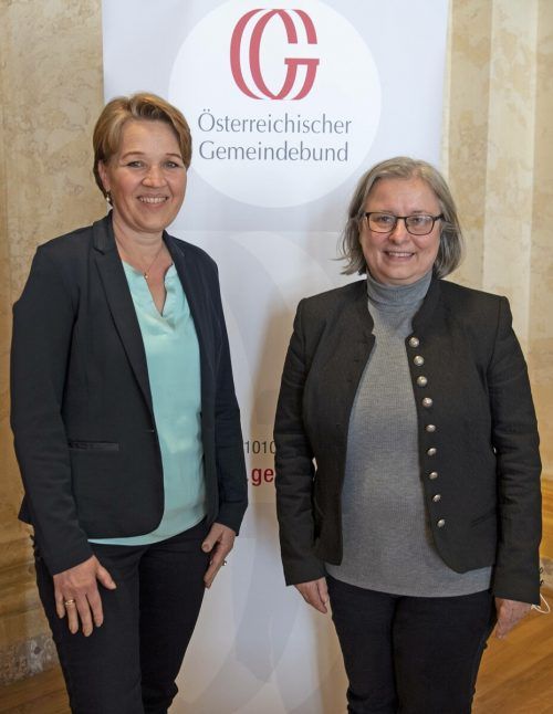 Zwei Vizepräsidentinnen: Andrea Kaufmann (l.) und Bettina Lancaster. marschnik