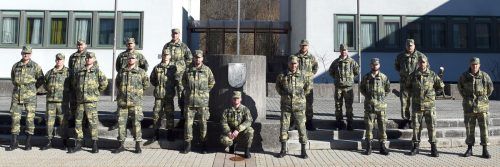 Zwölf frischgebackene Unteroffiziere verstärken nun das Team des Hochgebirgs-Jägerbataillons 23.  Markus Koppitz