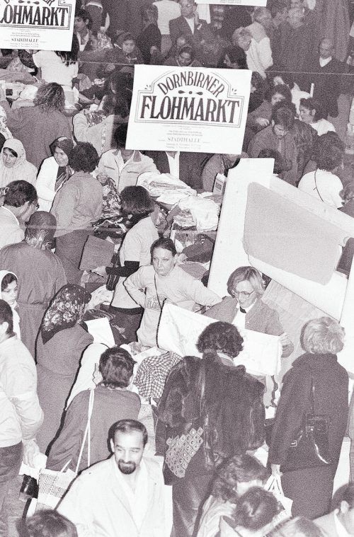 1986 fand der Flohmarkt noch in der Stadthalle Dornbirn statt. VN/HB, Rudolf Zündel (VN); www.vorarlberg.at/volare