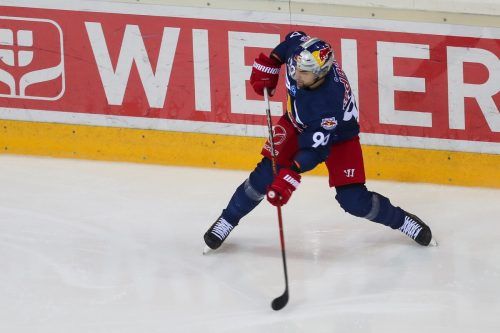 Alexander Pallestrang möchte mit Salzburg seinen vierten Titel holen. gepa
