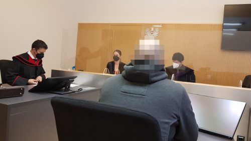 Der 29-jährige Bauarbeiter musste sich vor Gericht verantworten.  EC