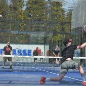 Padelschläger glühen auf