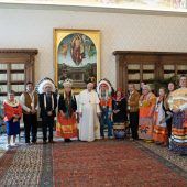 Papst entschuldigt sich bei Indigenen