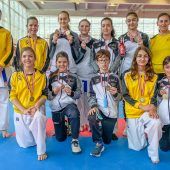 Medaillenregen für Karate Hofsteig