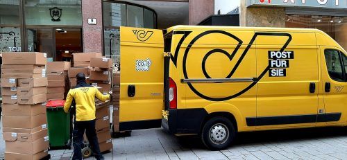 Die Österreichische Post AG verdient ein ordentliches Packerl Geld.  FA
