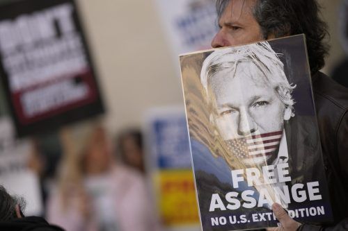Die US-Justiz will dem Wikileaks-Gründer wegen Spionagevorwürfen den Prozess machen.   AP