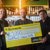 Feldkircher Bunt-Bar spendet 1000 Euro für Ukraine
