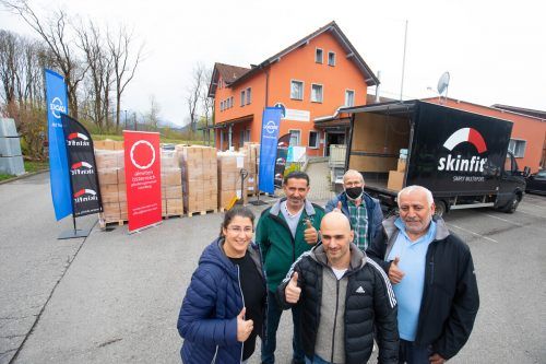 Im Alevitischen Kulturzentrum in Weiler liefen die Fäden der Sammelaktion zusammen. Von dort aus machte sich die Hilfslieferung auf den Weg in die Slowakei auf. Hartinger/Verein