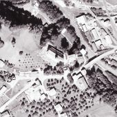 Mit der Kirche ums Dorf. Das 1950er-Jahre-Luftbild-Quiz