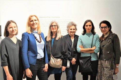Martina Stapf, Eva-Maria Raab, Regina Anzenberger, Barbara Filips, Astrid Bechtold-Fox und Rednerin Margot Prax. yas/4