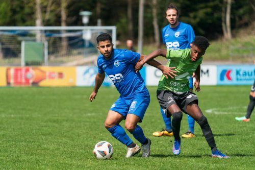 André Luis Viana de Matos (l.) darf mit seinen Göfnern in der kommenden Saison in der VN.at-Eliteliga an den Start gehen. STIPLOVSEK