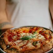 Pizzabäcker aus Liebe zu Italien