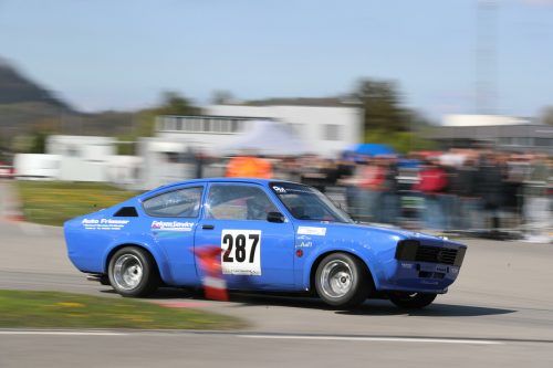 Pascal Mathis war im etwas in die Jahre gekommen Opel Kadett der schnellste VorarlbergerTeilnehmer. Noger